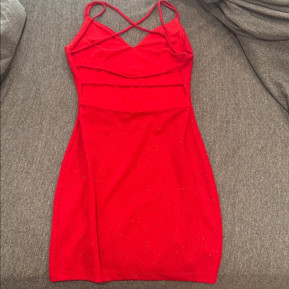 Elegant Red Spaghetti Strap Dress - Picture 4 of 4